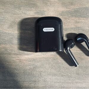 TWS155 Wireless Earbuds